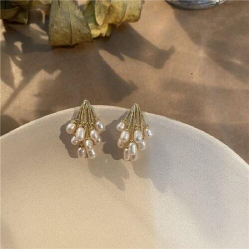 New Style, High-end Baroque Natural Pearl Earrings, Exquisite Retro Fireworks, 2020 New Trendy Earrings