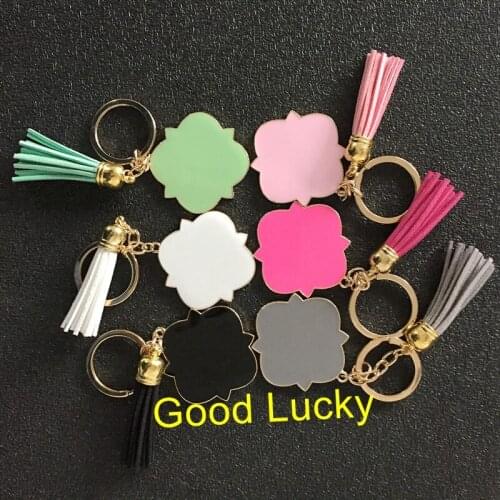 300pcs/lot Wholesale 2019 Newest Popular High Quality Cheap Fashion Personalized Alloy Monogram Quatrefoil Tassel Keychain