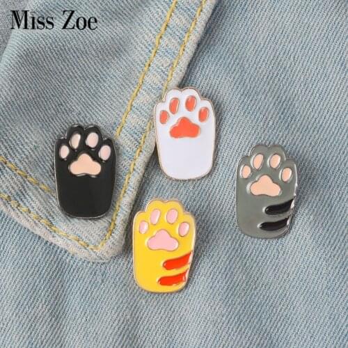 Cat Kitten Paws Enamel pins Cute Cartoon Orange White Black Grey Brooches Pins DIY Badge Gift Jewelry for Girl Kids Cat Fans
