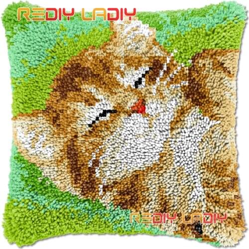 Latch Hook Cushion Cover Sleeping Kitten Needlepoint Kits Chunky Acrylic Yarn Crocheting Pillow Case Arts & Crafts