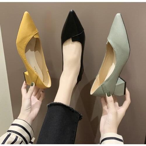 Womens Shoes 2020 New Spring Shallow Mouth Ms. Medium Thick Heel Shoes Black Professional Work Shoes