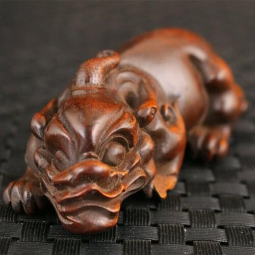 Unique Chinese Old Boxwood Hand Carved Kylin Statue Netsuke Statues et Sculptures Home Accessories Desk Decoration Gift