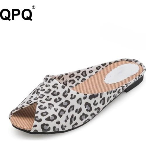 Summer Women Slippers 2017 Leopard Court Retro Style Sandals Peep Toe Woman Shoes Fish mouth Slip on Print Ladies Slides XC69