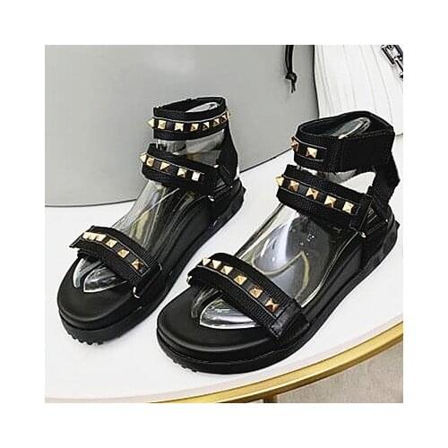 Summer 2021 Womens Sandals Elegant Fashion Buty Damskie Rivet Design Handsome Trendy Shoes Flat Thick Bottom Sandals British