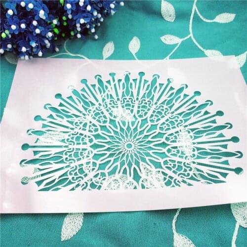 Peacock opening plastic mold shield DIY cake scrapbook stencils hollow Embellishments printing lace ruler Valentines Day