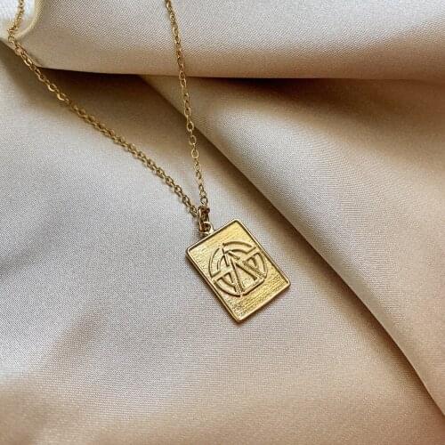 925 Silver Necklace Simple Square Brand Geometric Pattern Pendant Golden Necklace Fashion Couple Jewelry Party Clavicle Chain