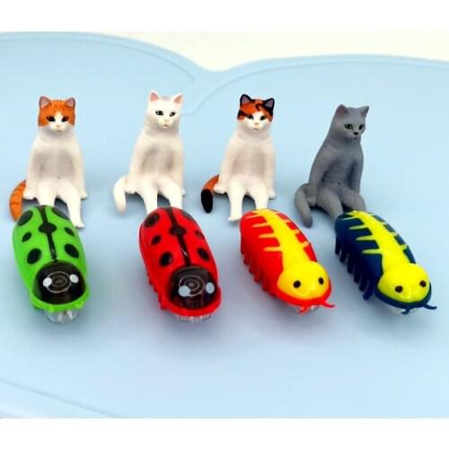 [MPK Store] Battery-Powered Cockroach & Mouse Toy For Cats, Electronic Cockroach, Fun Cat Toy
