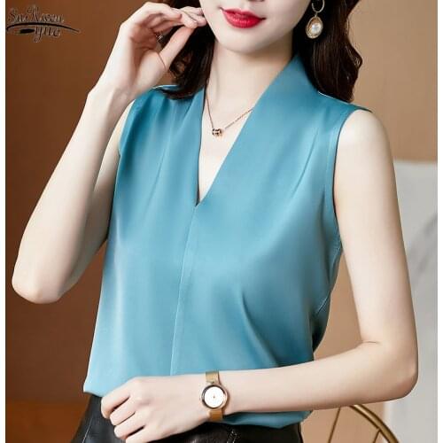 2021 Summer Sleeveless Satin Shirts Women Tops Casual Solid Color V Neck Fashion Women Clothing Plus Size Lady Shirts 13381