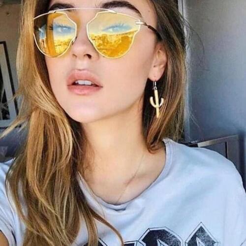 OIMG Personality Cat Eye Sunglasses Fashion Ladies New Design Glasses Metal Eye Glasses Frames Women Yellow Blue Shade Glasses