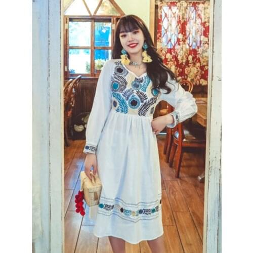 Summer New Korean Ins Retro Ancient Ways Ethnic Wind Heavy Embroidery Waist Tie Lantern Sleeve Dress Rural Girl Dress