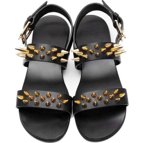 Fashion Men Shoes Handmade Genuine Leather Sandals Men Sandalias Mujer 2018 with Rivets Designers Summer Sandals Male Slippers