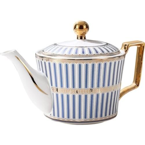 Ceramic Teapot With Lid Creative Water Bottle For Family Hotel Useful Coffee Milk Pot Kitchen Utensils Wedding Gifts 700ML