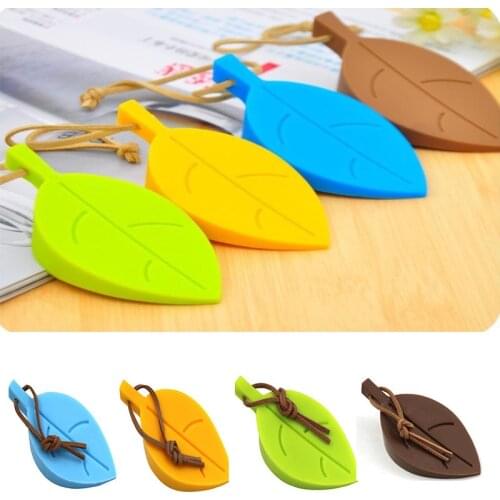 Food-grade stereoscopic silicone door CARDS can be hung in the form of leaf anti - pinch hand safety door
