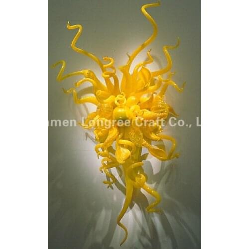 Modern Wall Mounted Blown Glass Wall Art Flower Designer Murano Glass Shade European Style Glass Wall Lamp with LED Bulbs