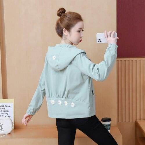 2021 New Short Jacket Student Spring Autumn Casual Hooded Coat Tops Womens Fashion Embroidery Baseball uniform Tops With Lining