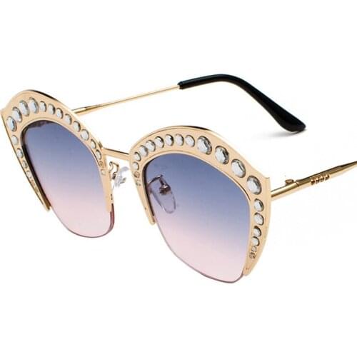 Ladys Cat Eye Sunglasses Gold Fashion Party Sunglasses for Woman with Crystal Stones in High Quality with Case Designer Driving