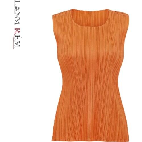 LANMREM Summer T Shirt For Women 2021 New Womens Pleated Sleeveless Round Neck Vest Elastic Shirts Female Casual Top 2E1413