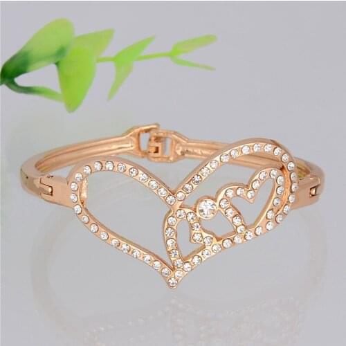 MINHIN Lovely Heart Design Bracelet Fashion Golden Cuff Bracelet For Girl Summer Best Jewelry For Banquet Gift For Friend