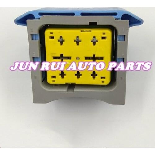 8Pins Car Relay plug Connector For Peugeot 308 408 508 206 307 4008 2008 3008 Citroen C4L