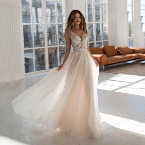 Summer Beach Boho A-Line Wedding Dresses Illusion V Neck Backless Applique Lace Top Tulle Floor Length Custom Made Bridal Gowns