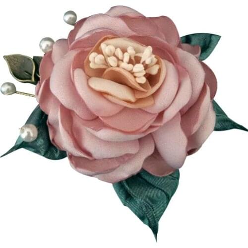 Luxury Cloth Art Flower Brooch Fabric Pearl Lapel Pins and Beooches Dress Cardigan Corsage Fashion Jewelry for Women Accessories