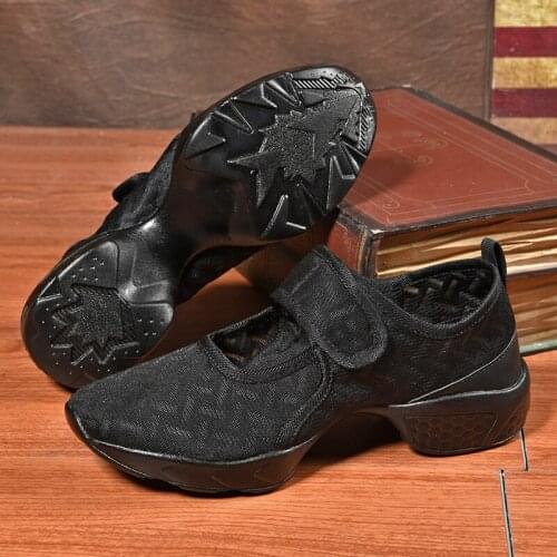 Tenis Feminino 2021 Women Tennis Shoes Soft Air Comfortable Sport Female Fitness Trainers Walking Sneakers Woman Chaussure