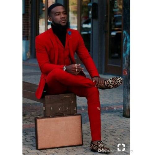 Hot Recommend 2020 Fashion Red Groom Tuxedos Men Formal Suits Business Men Wear Wedding Prom Dinner Suit (Jacket+Pants+Tie+Vest)