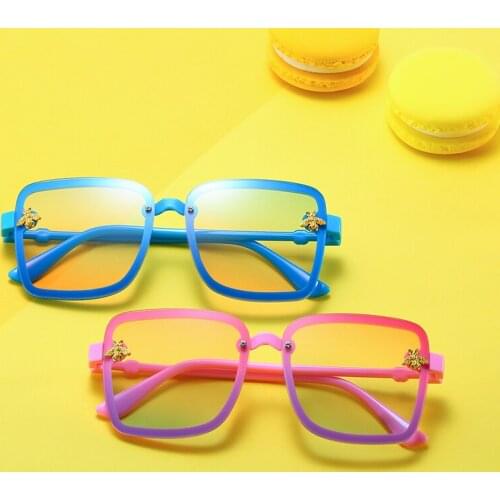 New Fashion Boys Girls Colorful Tint Lens Oversized Bees Decoration Square Sunglasses Kids Cool Eyewear Glasses Uv400