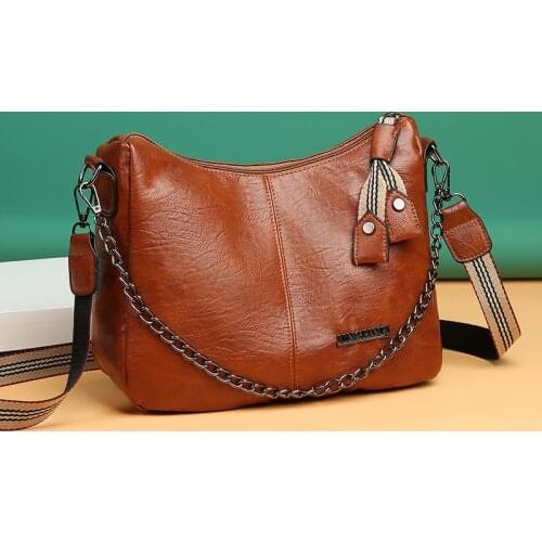 Chain decoration Tote Bag 2021 Fashion New High-quality Soft Leather Womens Designer Handbag Travel Shoulder Bags Armpit Bag