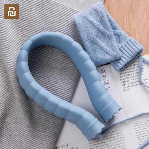 Youpin Jordan&Judy 710ml U-shape Hot Water Bag Silicone Bottle Neck Hand Warmer Heater Knitted Cover Water Storage Bags Warm