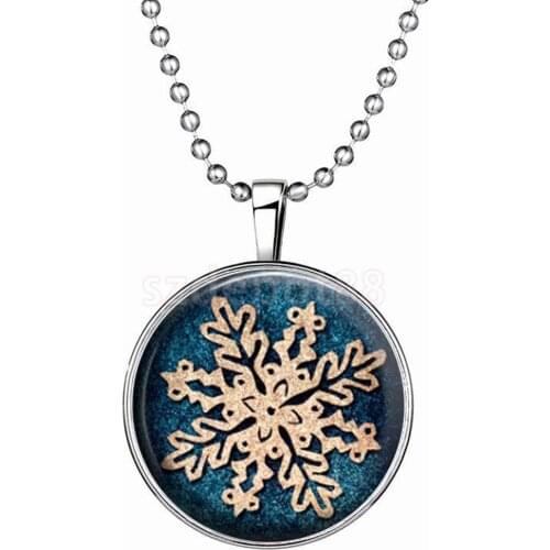 Punk Novelty Charm Christmas Luminous Drawing Snowflake Pendant Necklace
