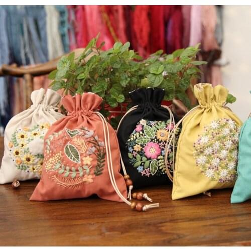 DIY embroidery semi-finished products bundle mouth drawstring hand lu Embroidery receive bag, send embroidery stretch