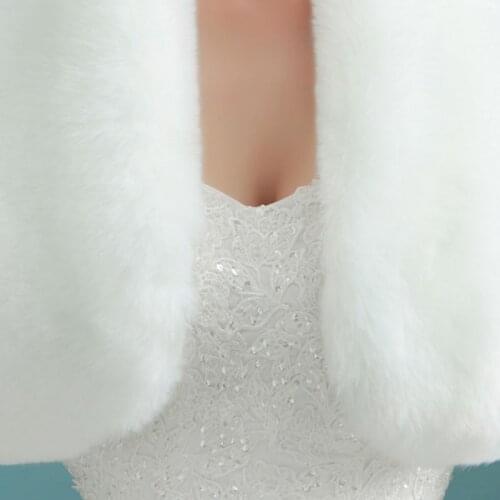 Womens Vintage White Plush Bridal Wrap Stole Shawl Long Sleeve Evening Party Cape Shrug Princess Thickened Warm Wedding Jacket
