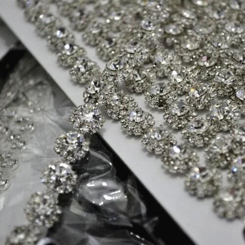 Free Shipping 5 yards Crystal Rhinestone Trim, Rhinestone Applique, Bridal Applique,Wedding Applique,Rhinestone Chain XML002