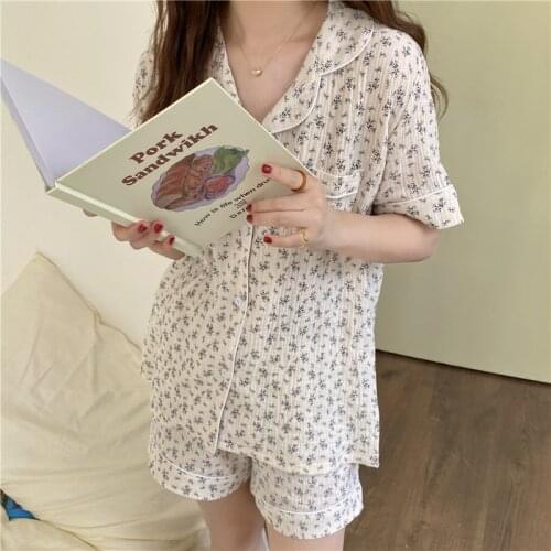 New fashion floral print pajamas set women sleepwear 2 piece set summer homewear short sleeve top elastic waist shorts suit Y540