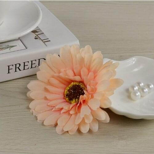 50pcs 10cm Artificial Sunflowers Silk Gerbera Daisy Flower Heads Chrysanthemum Hair Wreath Dress Shop Window Wedding Decoration