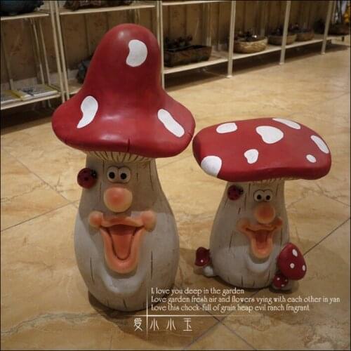 Europe Style Forest Mushroom 2pcs/lot Big and Small Resin Handcrafts Garden Courtyard Outdoor Decoration Free Shipping