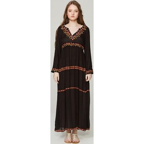 Summer new Bohemian travel long holiday embroidery flower V collar high waist ethnic wind beach dress