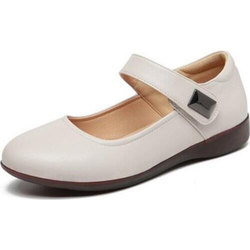 2020 New Light Loose and Comfortable Shoes Women Flats Shoes Soft Sole Non-slip Mother Shoes Fashion Casual Shoes Large Size 43