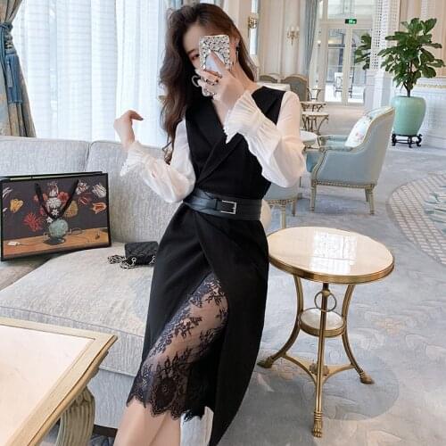 SMTHMA Celebrity Temperament Female Spring New Dress Korea Fashion Flare Sleeve V-neck Sexy Lace Patchwork Split Dress Free belt