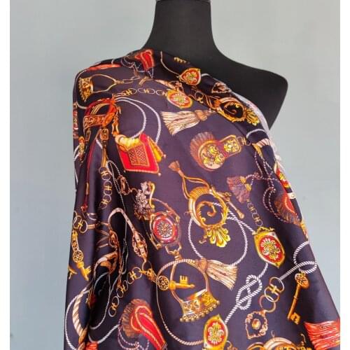 19M Pure silk charmeuse silk satin silk stretch mulberry silk for dressgown robe black background chain pattern