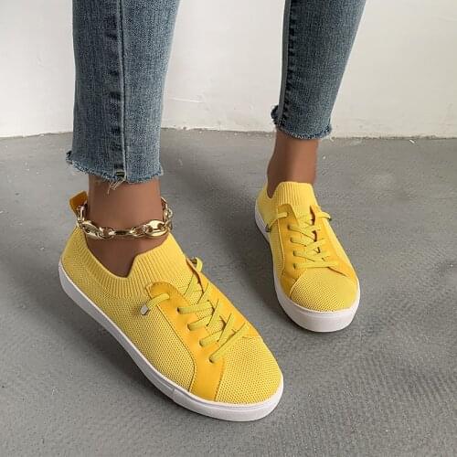 Summer Korean Fashion Mesh Comfortable Women Shoes Breathable Hollow Sports Walking Sneakers Casual Flat Ladies Vulcanized Shoes