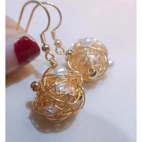 Unique new nestle design gold women earring with safe S925 hook natural white real pearl 100% hand wrap fine crafts wedding gift