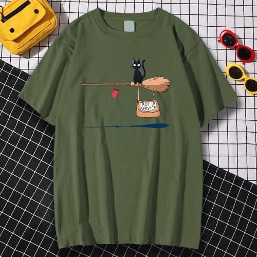 Black Cat On Magic Broom T shirts Man Oversized Harajuku Loose T-shirt Cute Cat Not In Service Anime Hip Hop O Neck Street Top