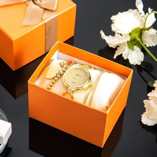 Hot Selling Watches Bracelet Gift Set for Women Fashion Ladies Dress Quartz watches and Titanium Bracelet Alloy Bangle Set hot