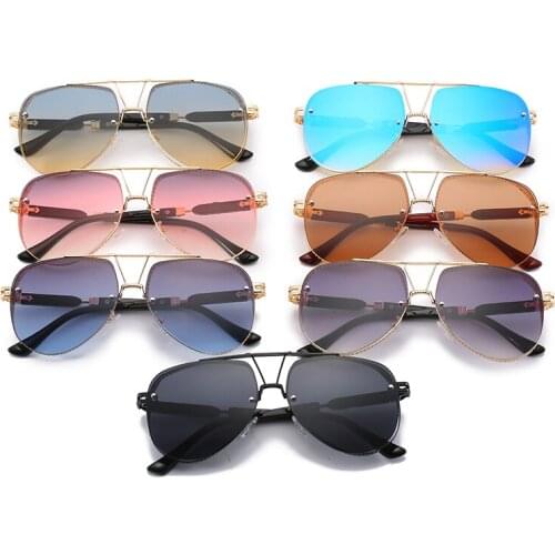 Brand Design Women Luxury New Oversized Sunglasses 2021 Fashion Metal Frame Toad Mirror Men Quality Trend Gradient Goggles UV400