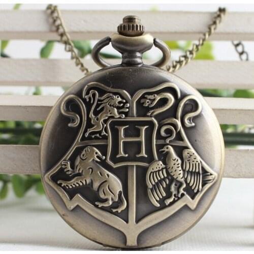 Retro Steampunk Shield Hogwarts Hogwarts School Quartz Pocket Watch Pendant Necklace Crest Badge Bronze With Long Chain Jewelry