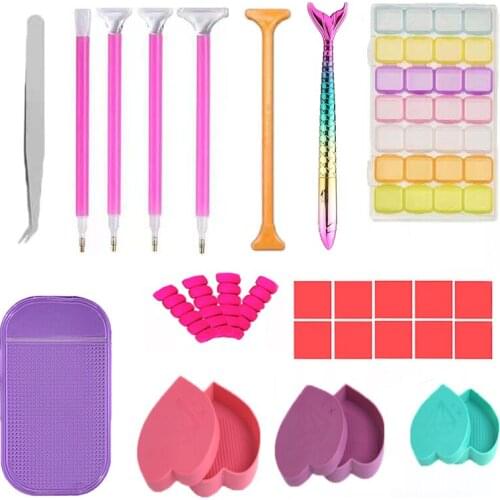 New DIY Diamond Painting Tool Heart Shaped Box Diamond Embroidery Accessories Point Drill Pen Tools Set Love Storage Boxes Set