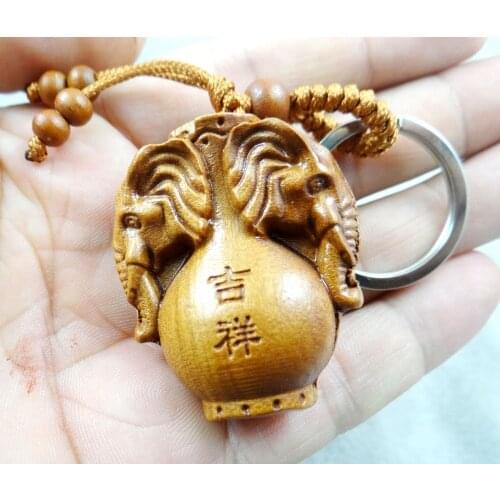 Mahogany Three-dimensional Engraving Key Chain Lifelike Elephant Pendant Key Ring Jewelry Gift For Car Accessories L12