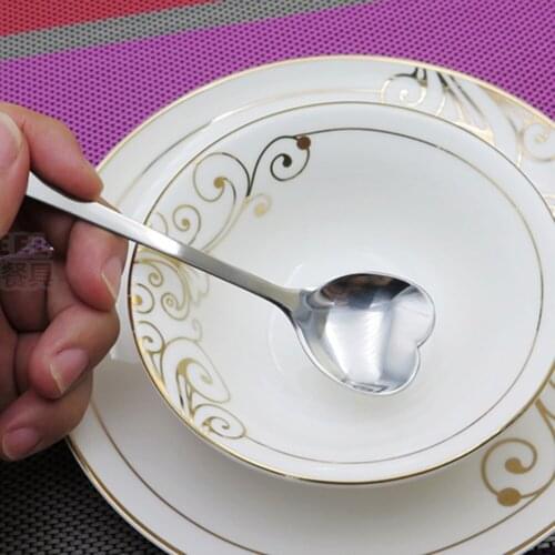 "Hot Sale Heart Shaped Dessert Spoon Stainless Steel Silver Tea Coffee Spoon Mixer Flatware Cafe Kitchen Accessories Decor"